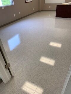 Commercial Floor Stripping and Waxing in Indianapolis, IN (2)